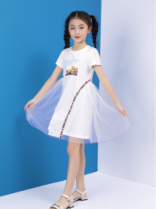 艾宝依夏日连衣裙新品 带来时尚舒适的穿着体验