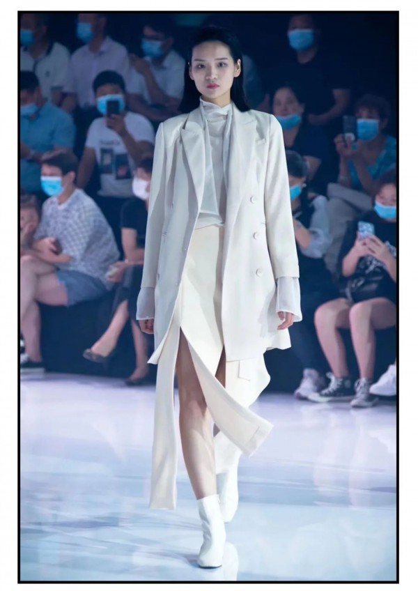 GUUIZS贵姿:2020中国（河南）国际大学生时装周盛大落幕