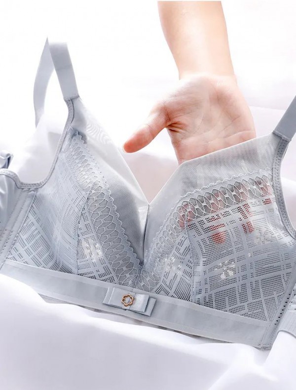 梦依诗这款内衣超适合夏天 穿了和没穿一样