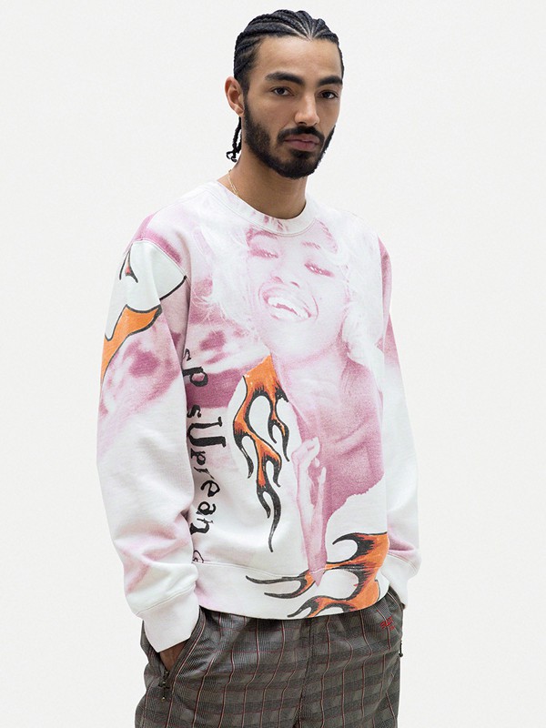 休闲装加盟选择Supreme 知名品牌Supreme开启你的财富之路