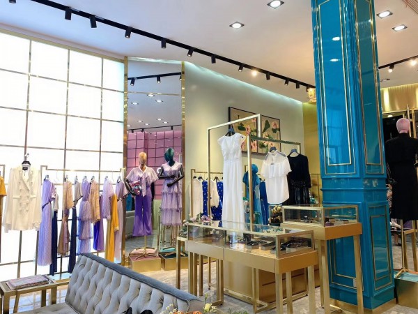 祝新加坡设计师品牌NEWFOUND纽方广东海丰店开业大吉!