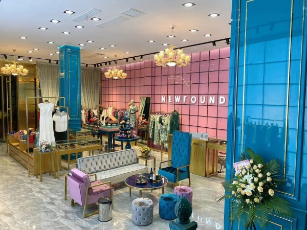 祝新加坡设计师品牌NEWFOUND纽方广东海丰店开业大吉!