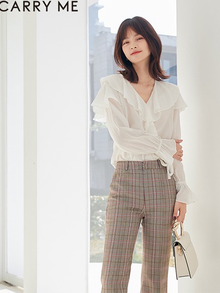 秋季时髦通勤穿搭 嘉蜜女装带你穿出时髦感