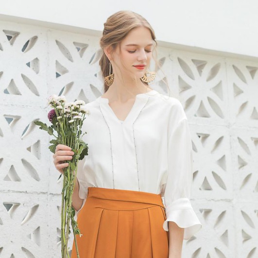 戈蔓婷品牌女装加盟靠谱 真诚的服务打动你的心