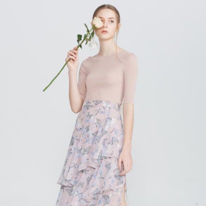 戈蔓婷品牌女装新款 时尚演绎个性和美丽生活