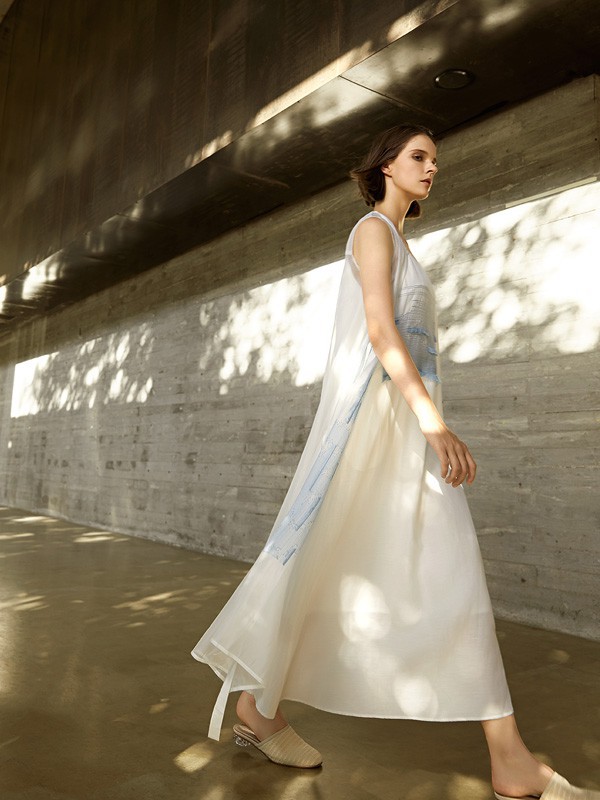 意澳夏季新品 解读夏日里的浪漫风情