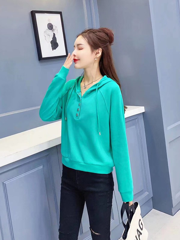 快时尚女装品牌的优势 古米娜来告诉你