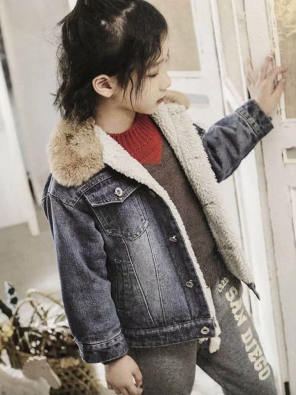 更值得信赖的童装加盟品牌“依草轩”