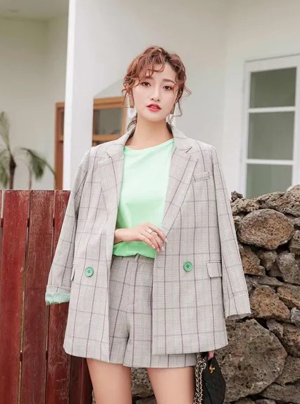 格纹清冷气质套装 YANG赋予你秋日美丽