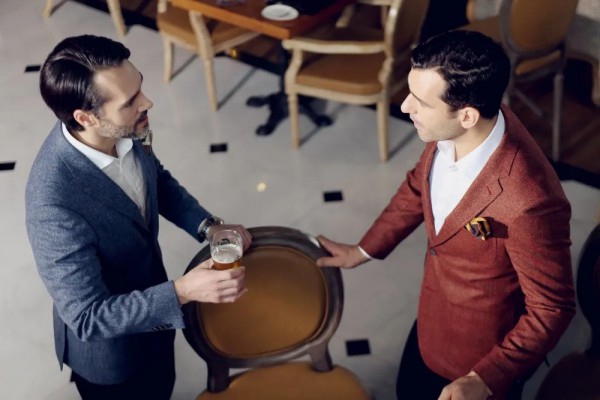 富绅V定制丨单西好看又不呆板 可裤子要怎么搭配呢?