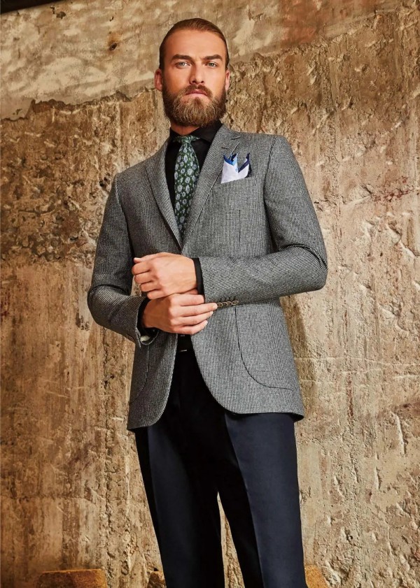 富绅V定制丨单西好看又不呆板 可裤子要怎么搭配呢?