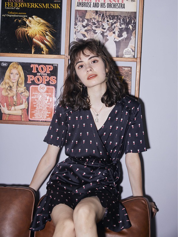 慵懒法式浪漫  TITI女装给你更随性的生活