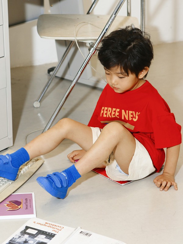 36度高温下依旧清爽无比的穿搭 莫小汐童装穿出孩子的帅