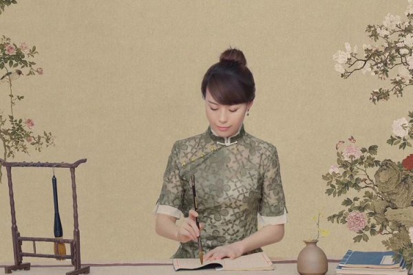 穿戴文化出行不被生活淹没 QIBUL柒布了新中式文化女装