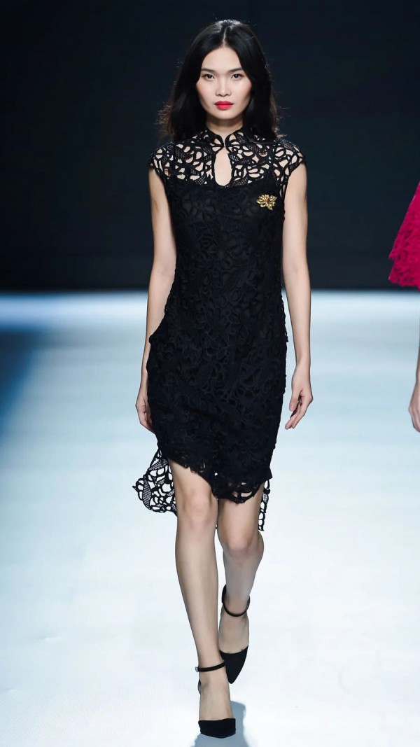 2020秋季广东时装周-万方服饰 旖旎一梦,天衣无缝