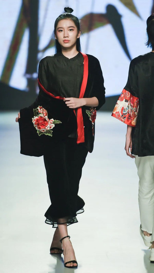 卡狮撒KamlionSrm:针尖之上再现“京华烟云”