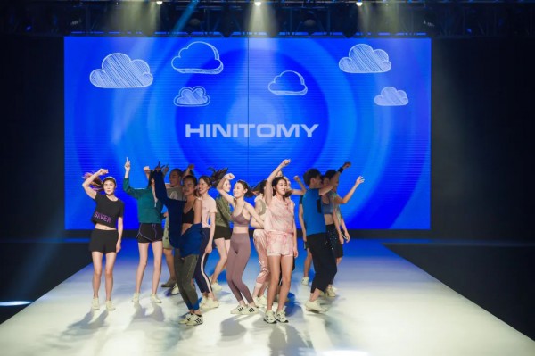 希尼汤米HINITOMY:请注意,机能运动正发起时髦进击