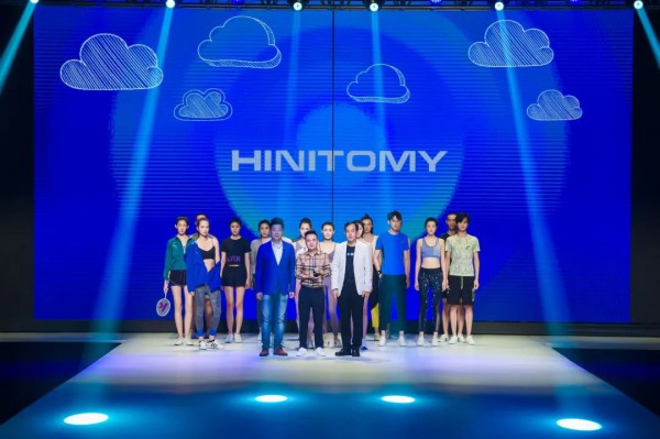 希尼汤米HINITOMY:请注意,机能运动正发起时髦进击