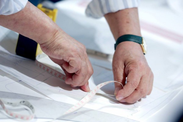 样儿女装和爱依服 是如何成为国内著名服装连锁店的?