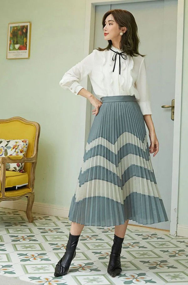 MIXTIE美诗缇女装新款新角色 给秋日加戏