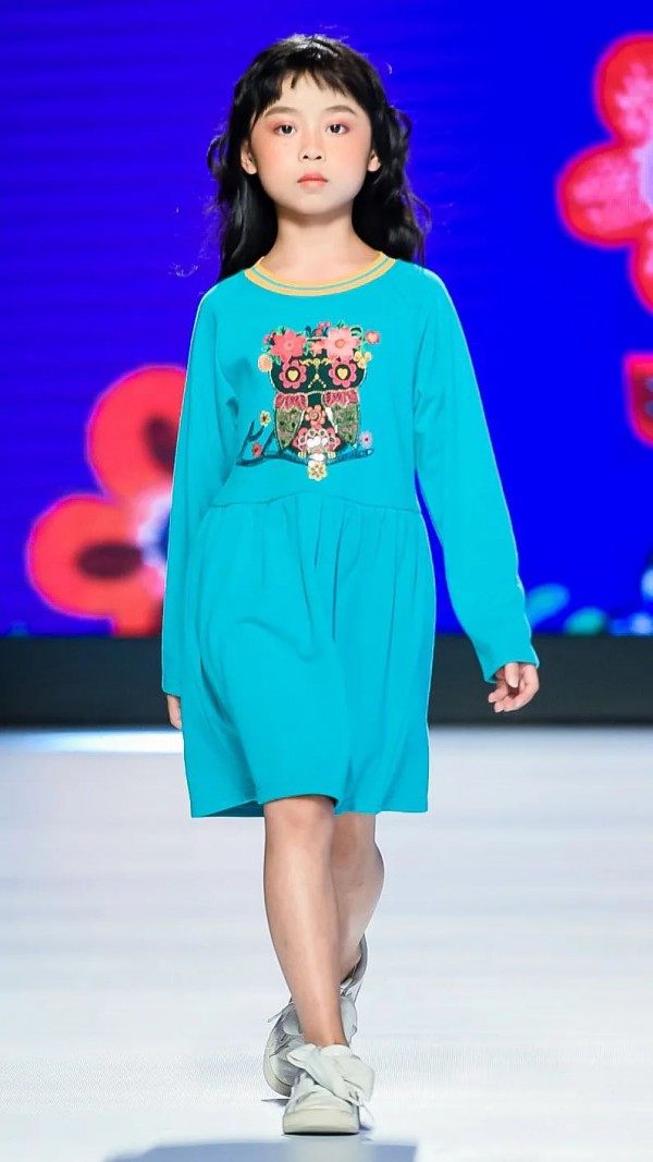 新丝路X巴巴小镇&希及·万物白品牌专场发布会完满结束