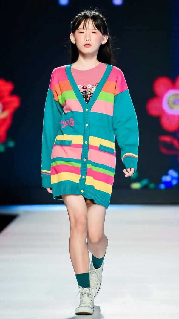 新丝路X巴巴小镇&希及·万物白品牌专场发布会完满结束