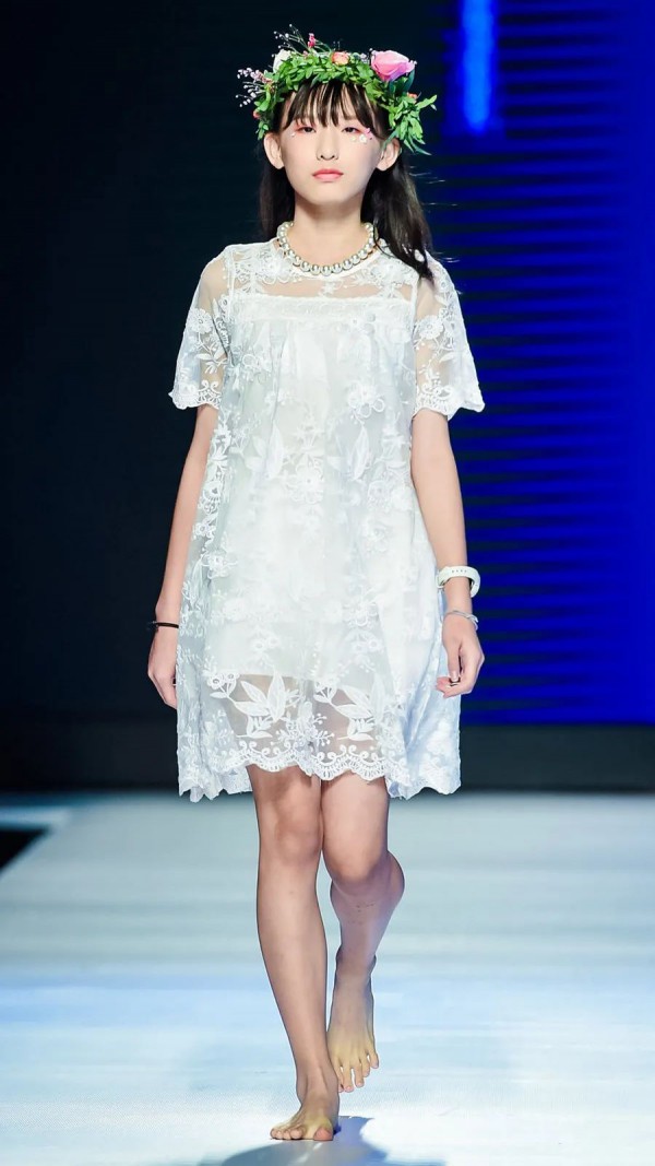 新丝路X巴巴小镇&希及·万物白品牌专场发布会完满结束