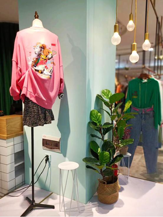 女装三巨头 样儿女装,爱依服,麦寻加盟精准扶持优势大