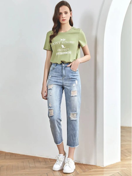 周日穿搭—秋季舒适单品“牛仔裤”