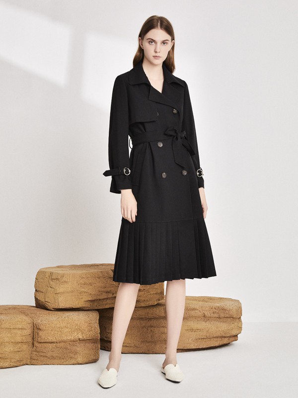 不可或缺的秋日单品“高颜值风衣”