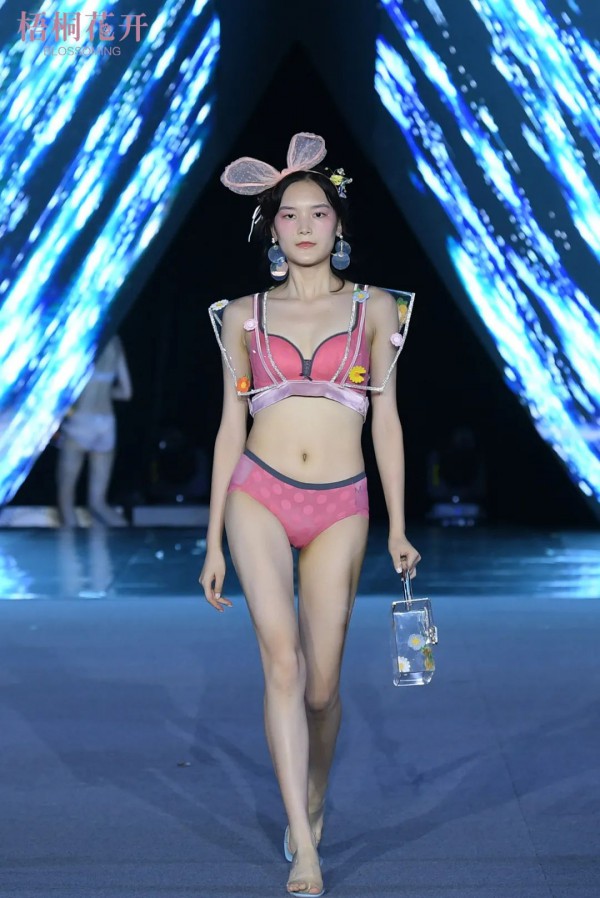 梧桐再出发,一路向远方 2021春夏新品发布会完美落幕