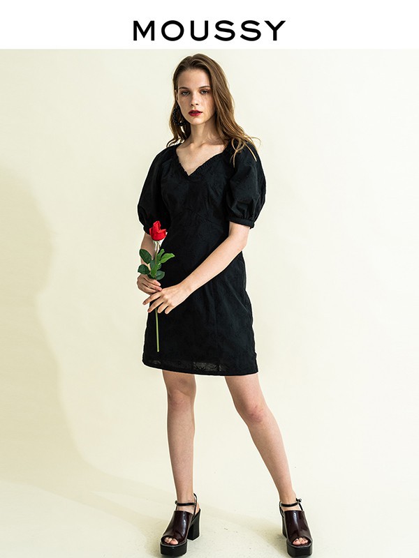 女装店淡季怎么搞促销活动 moussy手把手教你