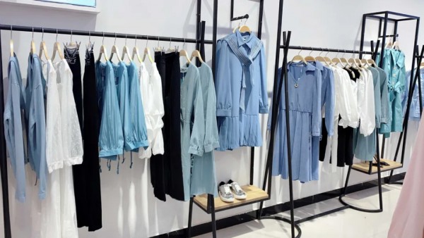 广州品牌女装古米娜十月一七店同时开业可喜可贺!