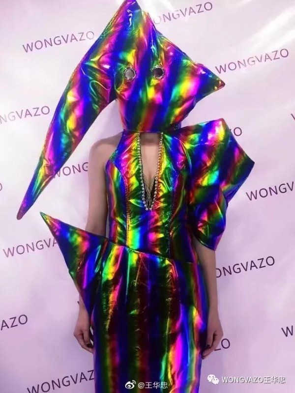 ​深圳晚报专访:深圳十佳时装设计师王华忠WONGVAZO