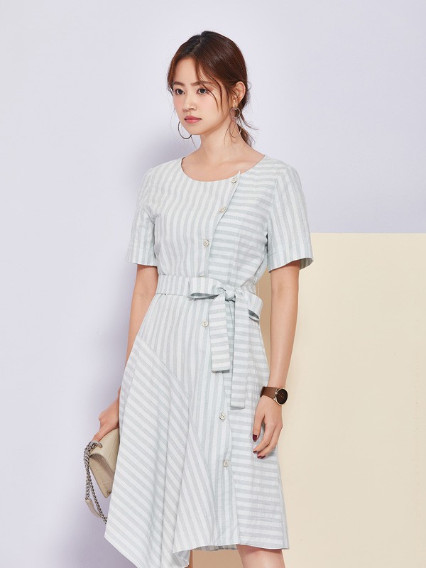 SC女装新品来袭 早秋必备的轻薄衣裳