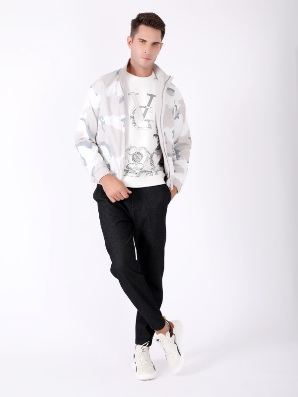 创业加盟男装店不知道选择哪个品牌?恩咖助你一臂之力