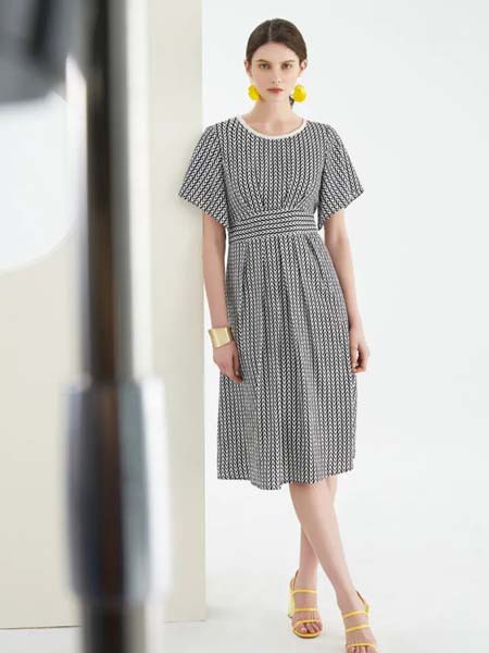 卡芙芮 - CAREFREE