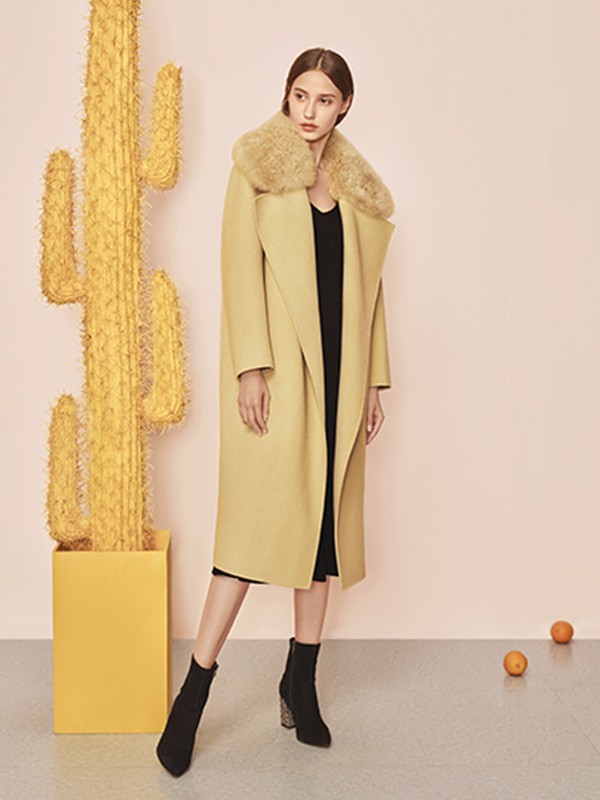 优质的女装品牌加盟选择“亦芮”