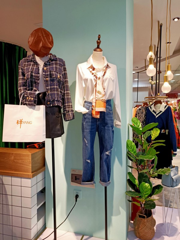 品牌女装联营 样儿女装品质出众深得消费者喜爱