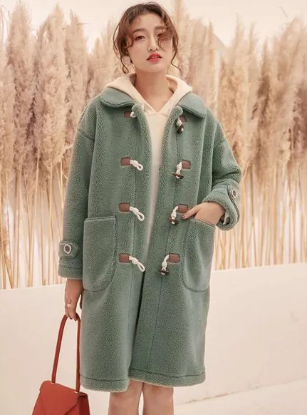 颜值担当暖系大衣 YANG秋冬新品超养眼