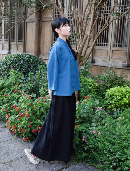 照本堂女装秋季新品 气质如兰 重回生活的本真