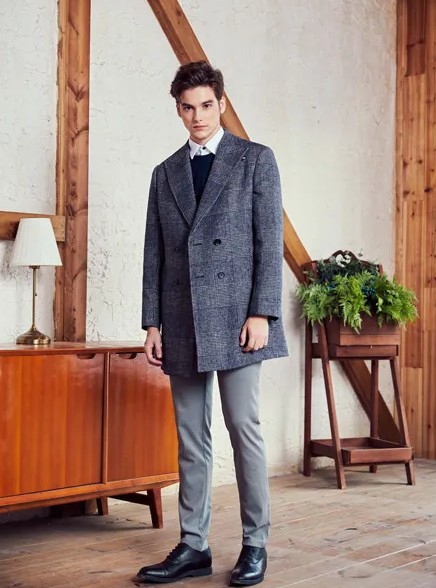 彰显绅士风度 秋冬英伦风大衣时尚有品位