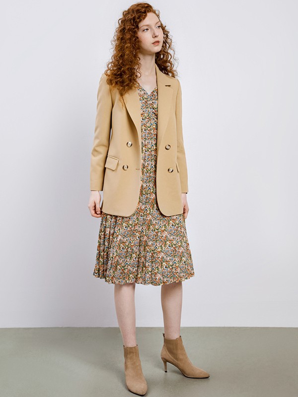 什么女装品牌更适合加盟?红袖女装助你成功创业!