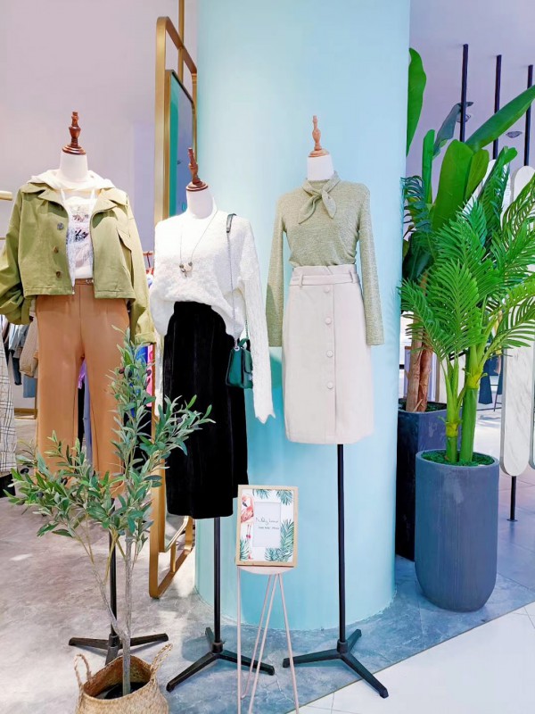 以细节促发展 华南女装麦寻,爱依服,样儿女装成行业佼佼者