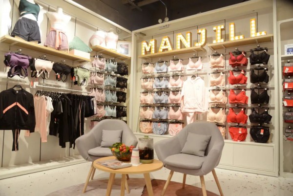 熳洁儿六店同庆新张 新店开不停