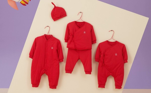 点点鹿新年祝福来啦 陪你个花漾暖年