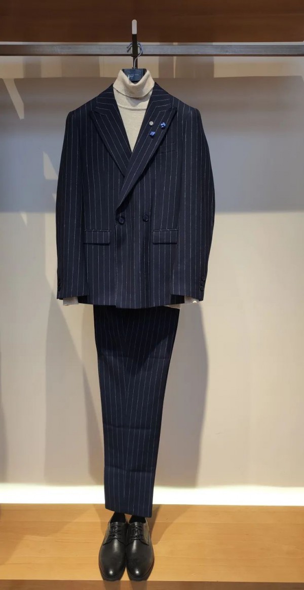 年会穿搭 圣得西男装如何有型有品