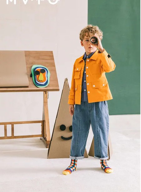 Mayosimple 用斑斓的彩色笔涂满童年的画卷