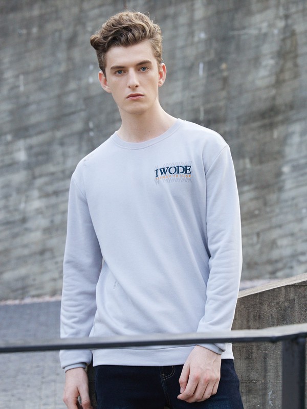 品质定制男装选择埃沃 经典有型更有品位