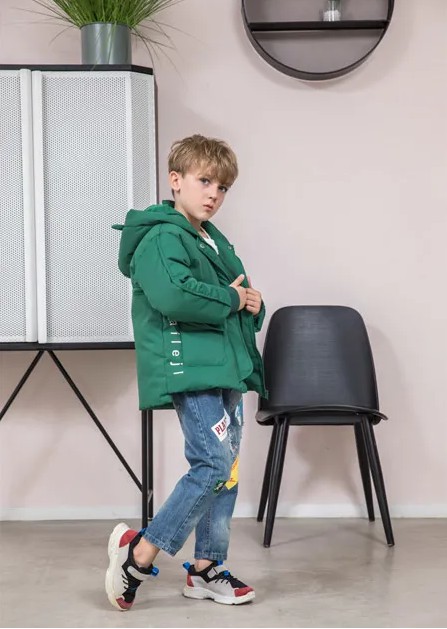 耐穿又耐看的羽绒服 就选快乐精灵童装